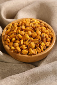 ⁦ذرة محمصة بنكهة الباربكيو - 180غرام⁩ - الصورة ⁦2⁩