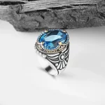 ⁦خاتم رجالي من الفضة الإسترليني بحجر التوباز الأزرق عيار 925⁩ - الصورة ⁦2⁩