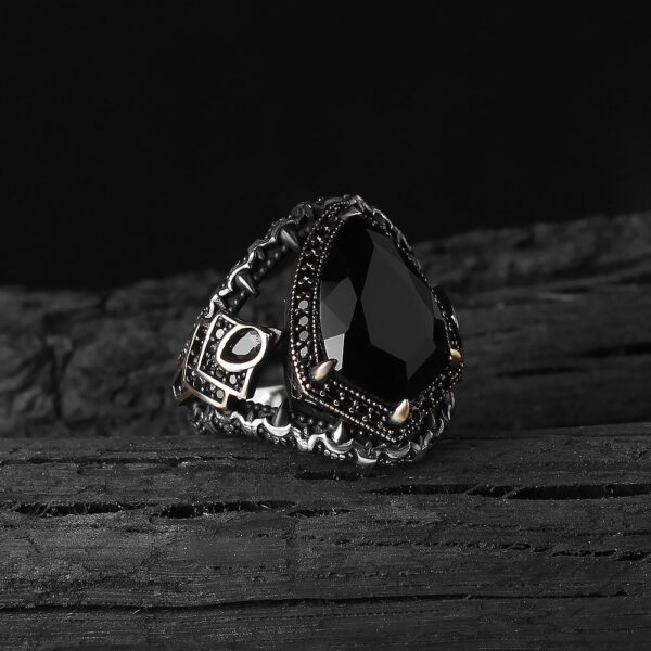 خاتم رجالي من الفضة الإسترليني منقوش بحجر الزركون