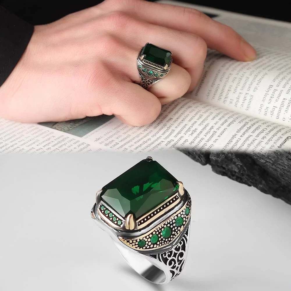 خاتم رجالي من الفضة الإسترليني بحجر الزركون الأخضر عيار 925