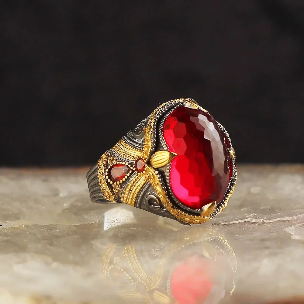 خاتم رجالي من الفضة بحجر الزركون الأحمر المطلي بالروديوم عيار 925