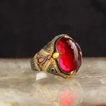 خاتم رجالي من الفضة بحجر الزركون الأحمر المطلي بالروديوم عيار 925