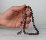 ⁦سبحة فضة مرصعة بحجر العقيق مع شرابة وشكل الهلال والنجمة⁩ - الصورة ⁦2⁩