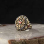 ⁦خاتم رجالي من الفضة بحجر الزركون المطلي بالروديوم عيار 925⁩ - الصورة ⁦2⁩