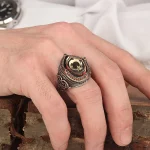 ⁦خاتم فضة رجالي بحجر الهلال والنجمة والعنبر⁩ - الصورة ⁦4⁩