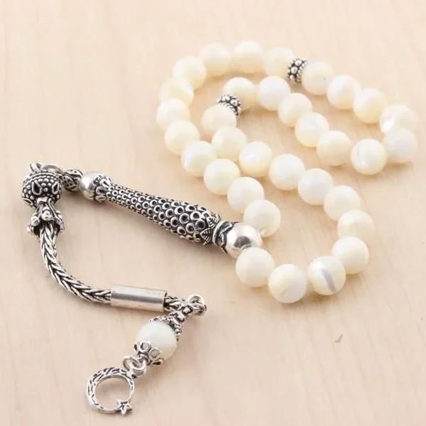 سبحة صلاة من عرق اللؤلؤ مع شرابات من الفضة الإسترليني عيار 925